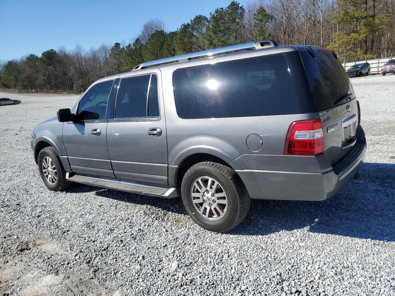 2013 Ford Expedition - Image 2