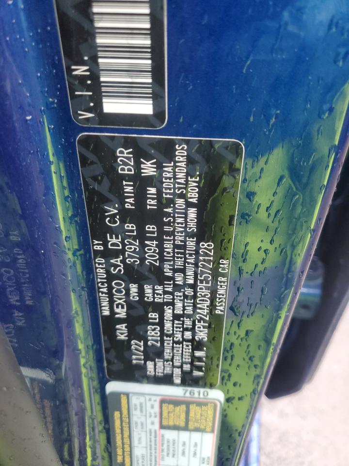 2023 Kia Forte - Image 12