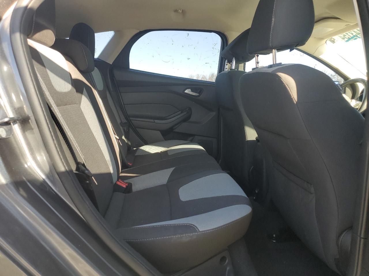 2012 Ford Focus - Image 10