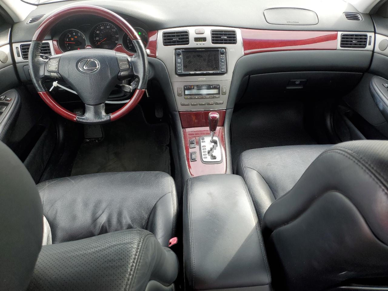 2005 Lexus ES - Image 8
