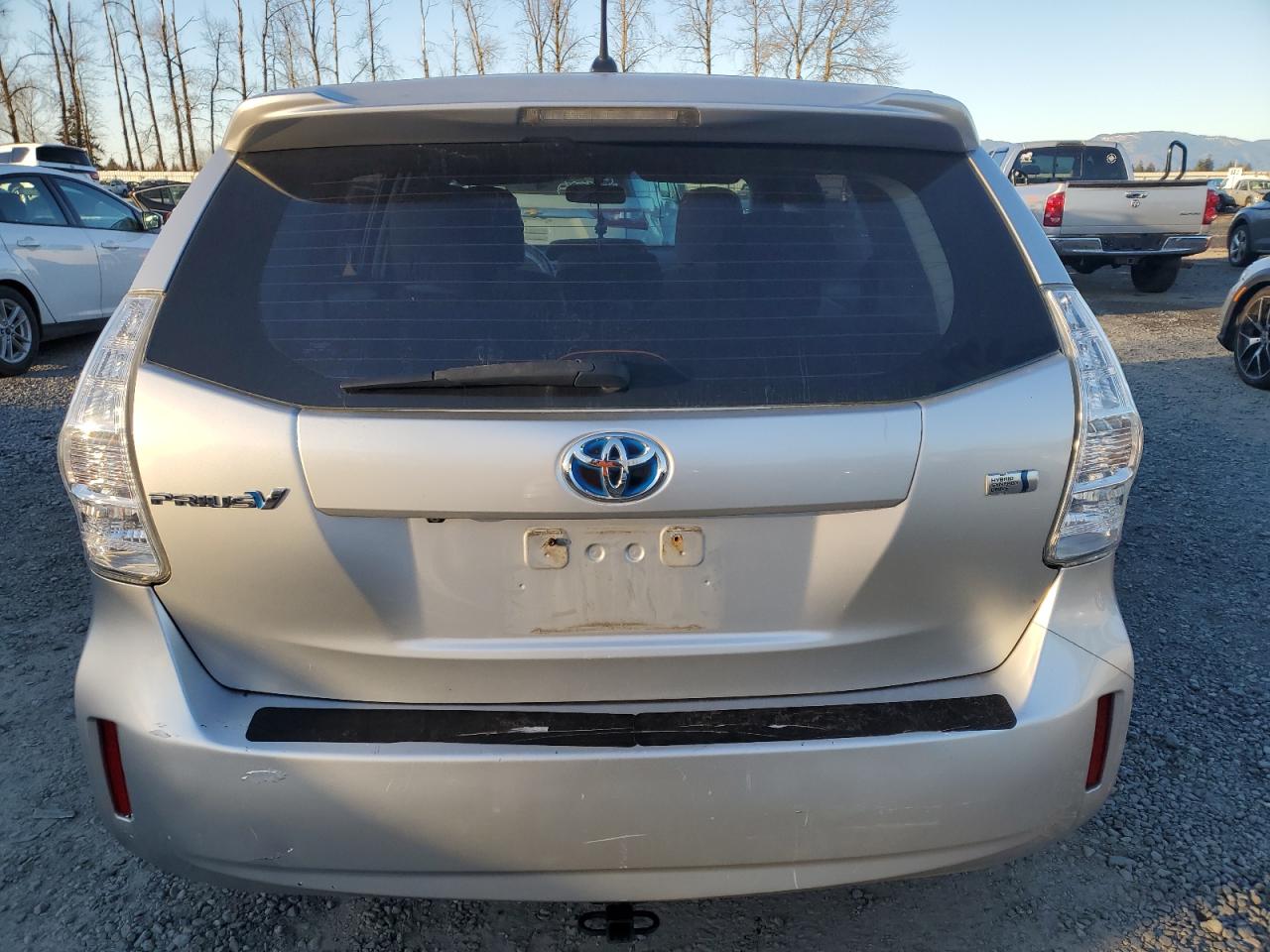 2012 Toyota Prius - Image 6
