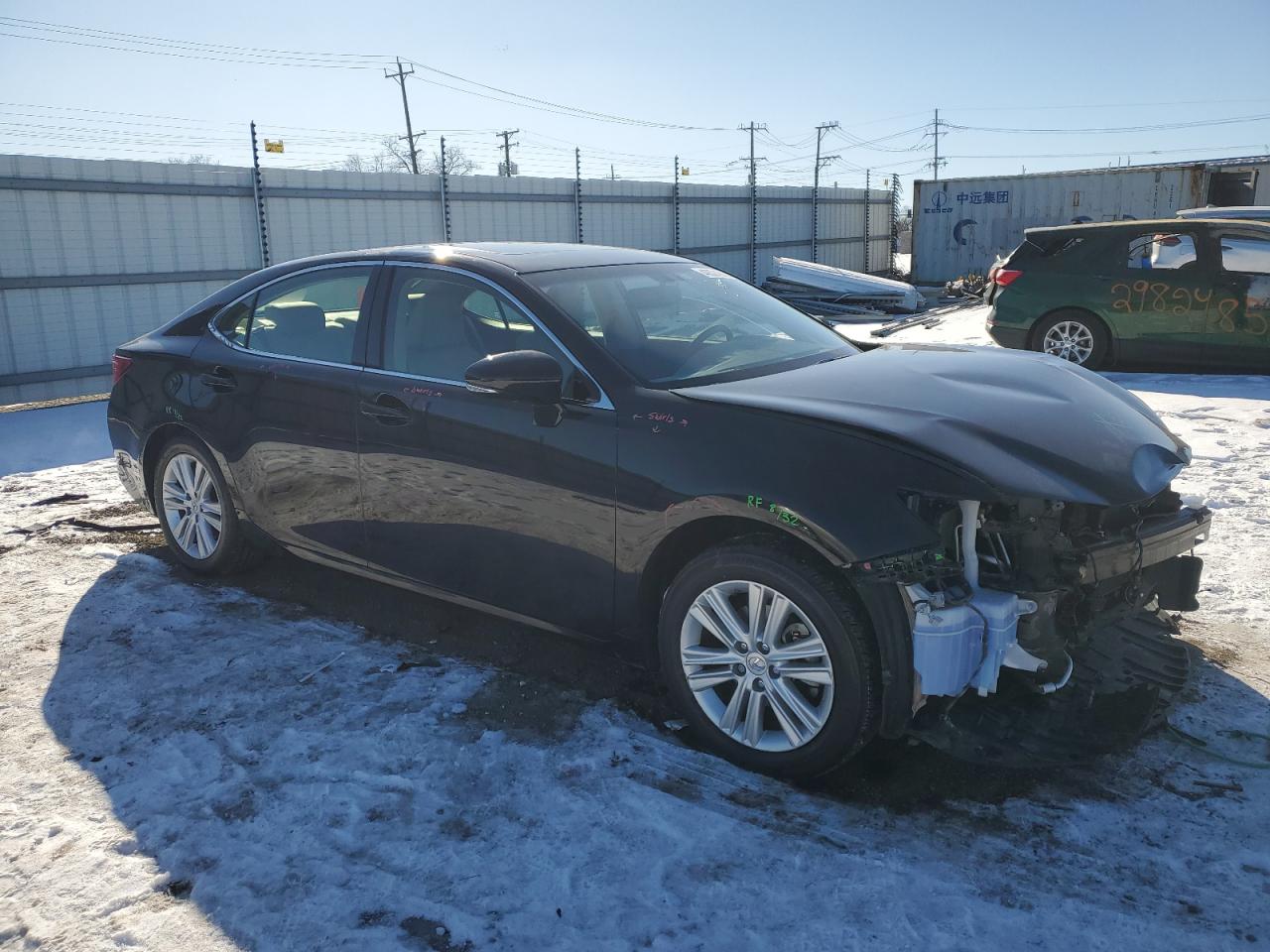2015 Lexus ES - Image 4