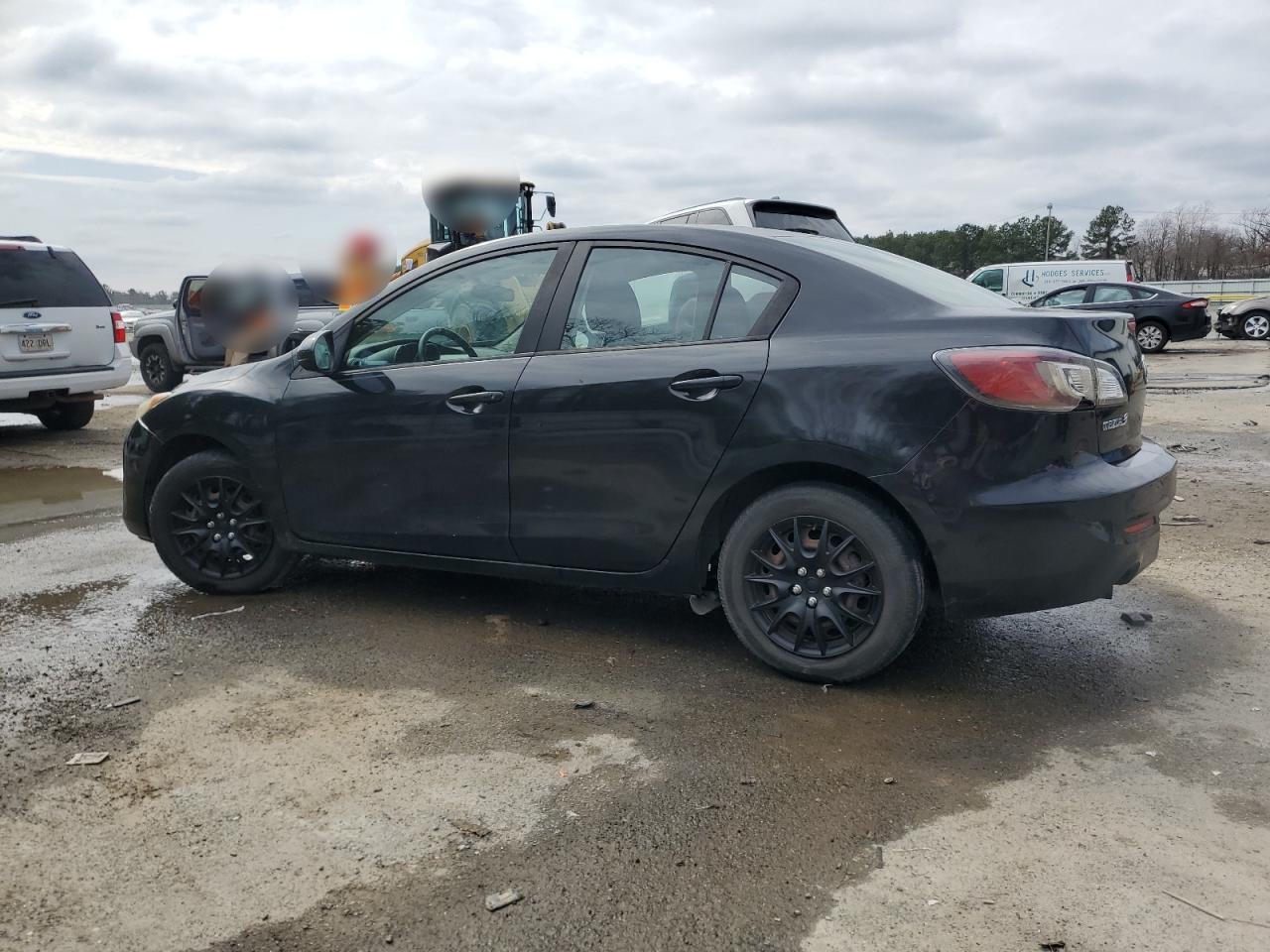 2013 Mazda 3 - Image 2