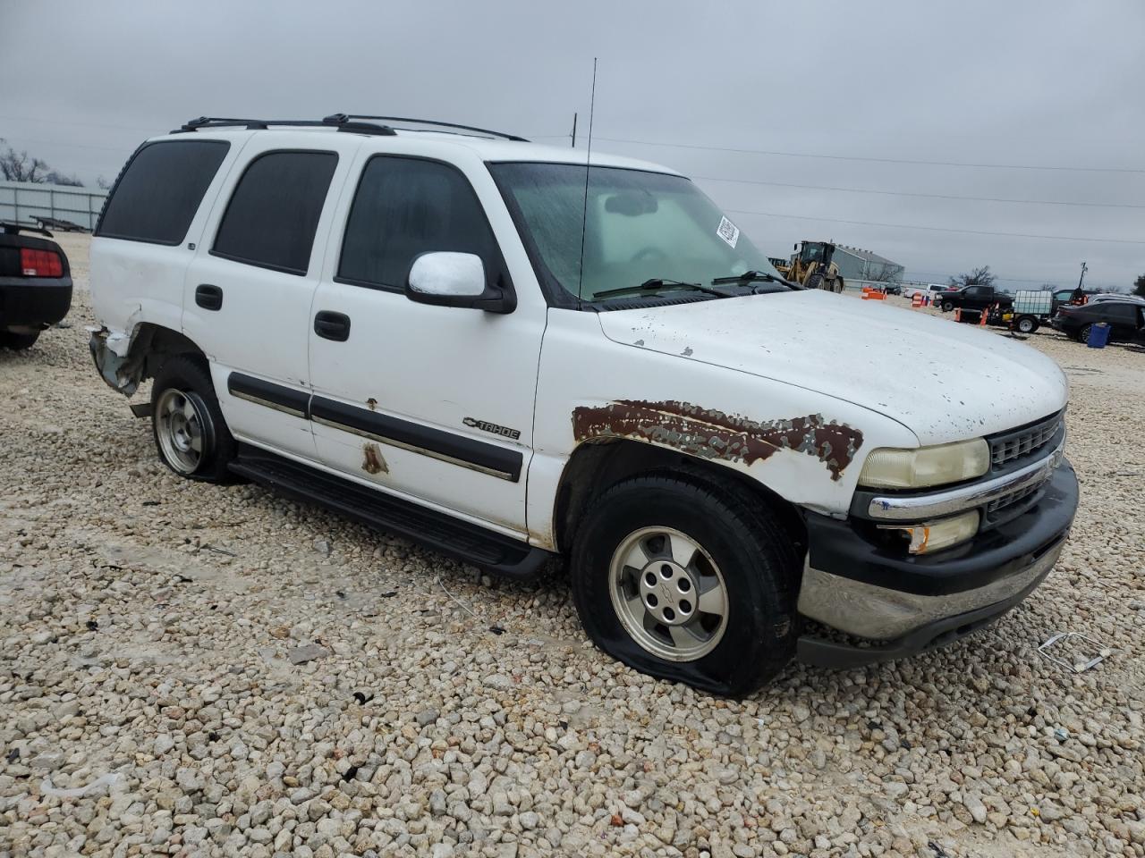 2002 Chevrolet Tahoe - Image 4