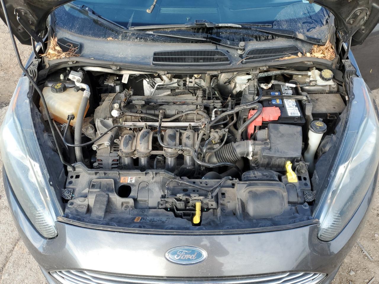 2015 Ford Fiesta - Image 12