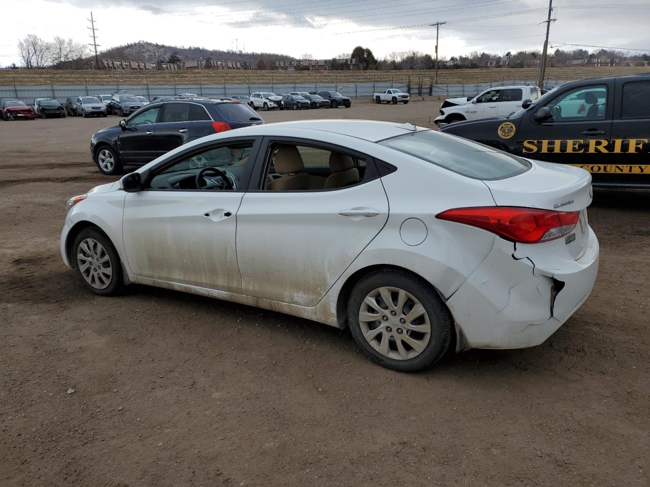 2012 Hyundai Elantra - Image 2