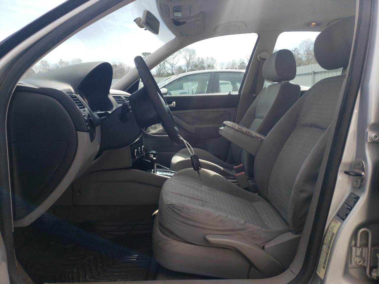2004 Volkswagen Jetta - Image 7