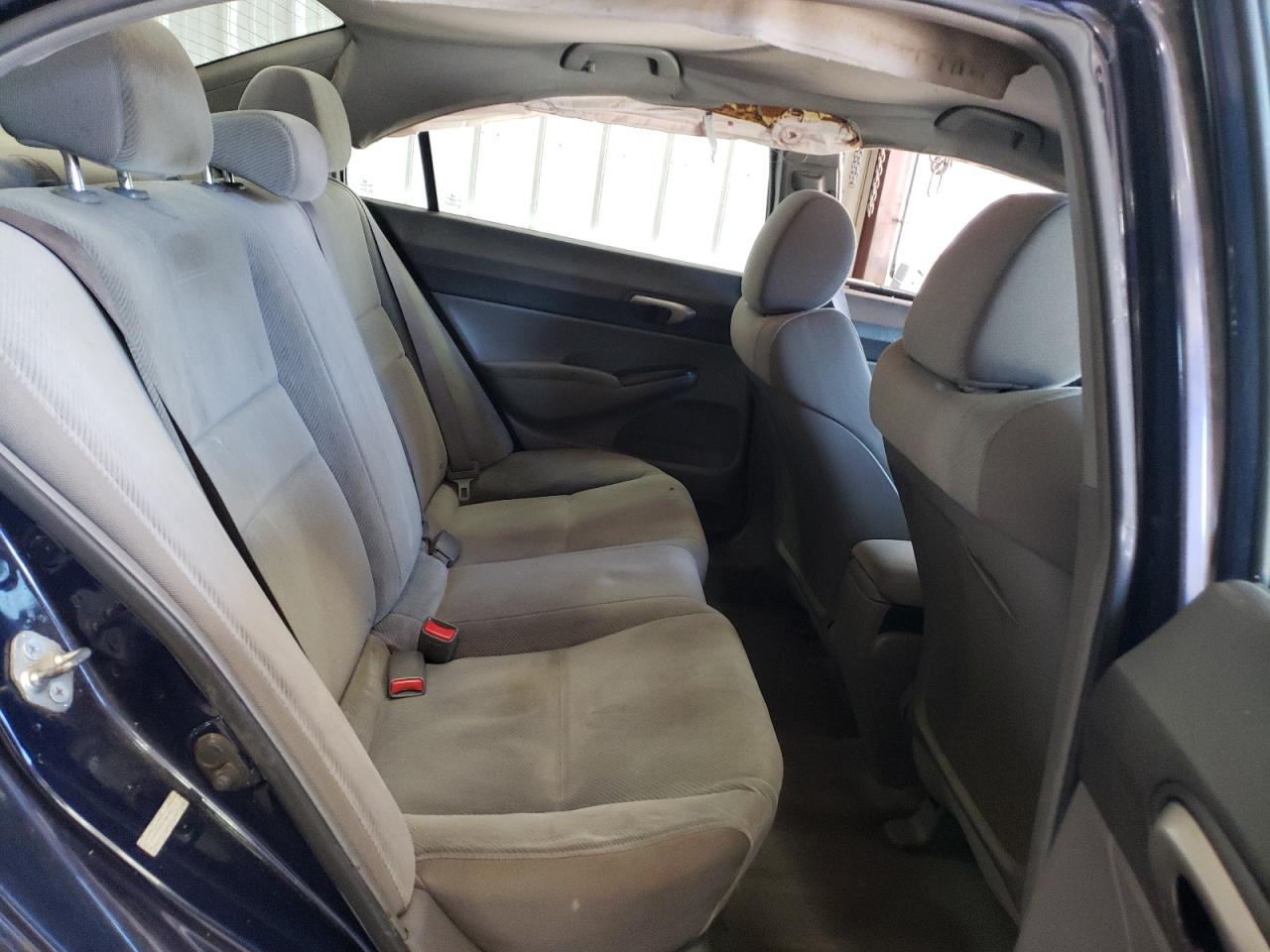 2011 Honda Civic - Image 11