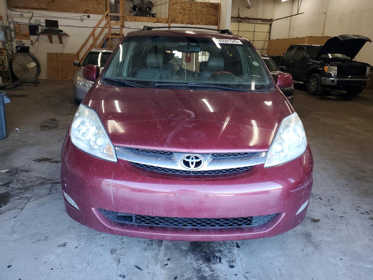 2008 Toyota Sienna - Image 5
