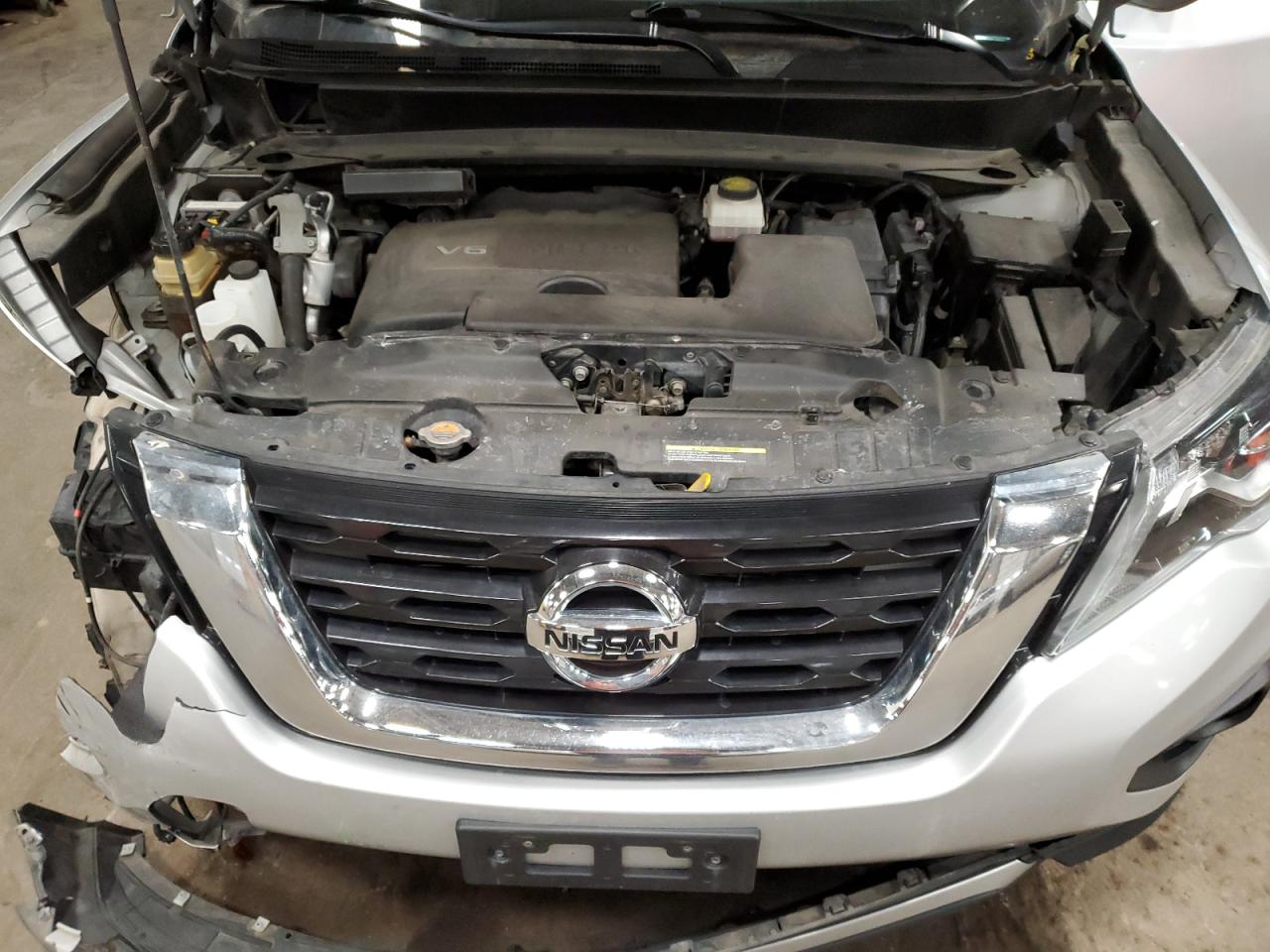 2020 Nissan Pathfinder - Image 12