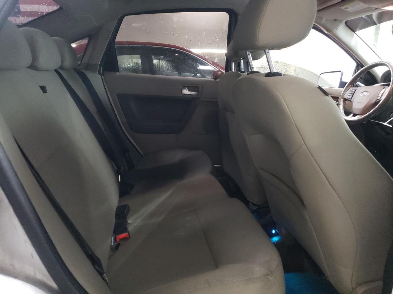 2011 Ford Focus - Image 10