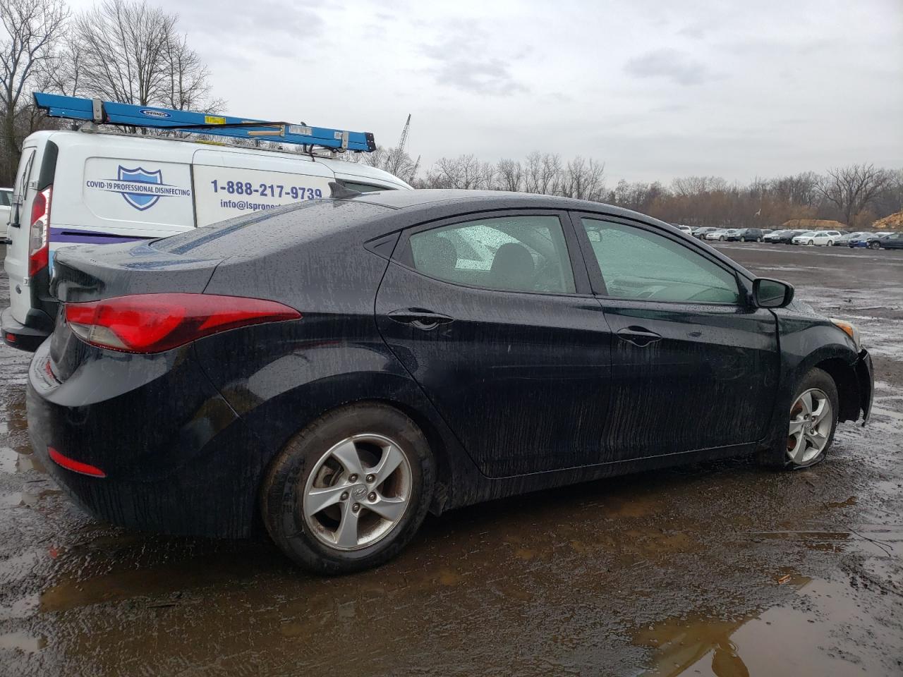 2014 Hyundai Elantra - Image 3