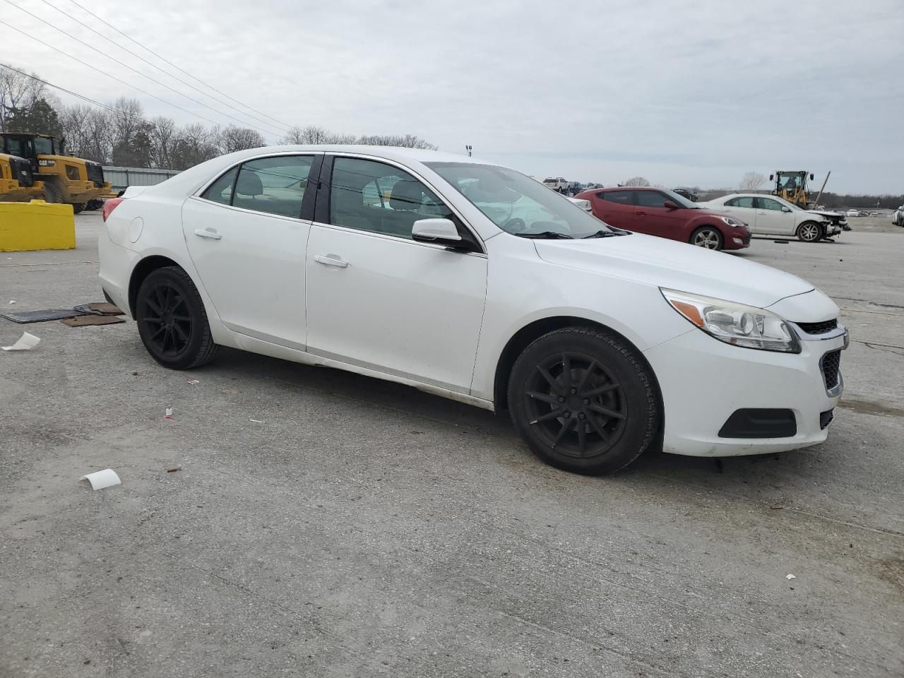 2016 Chevrolet Malibu - Image 4