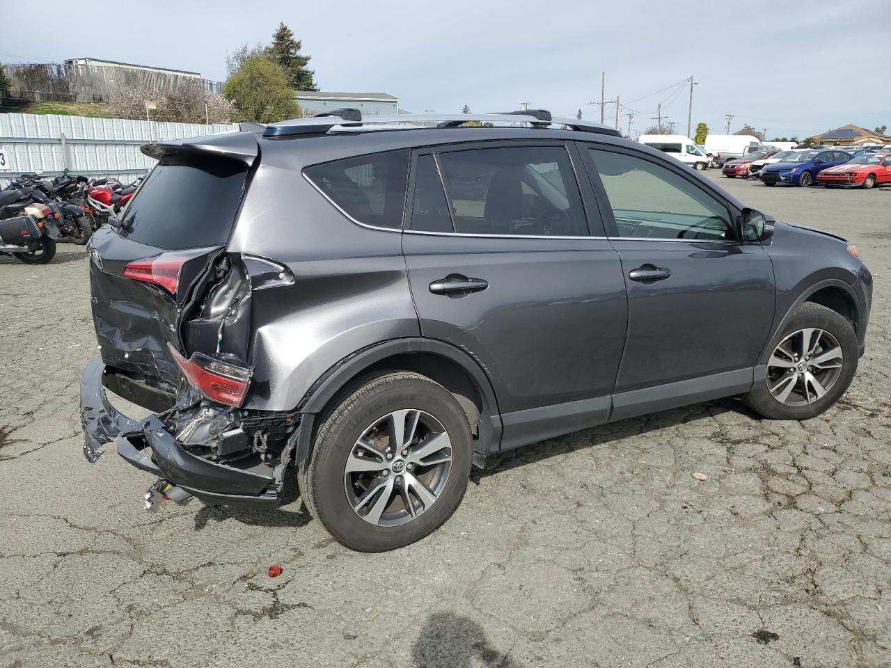2018 Toyota RAV 4 - Image 3