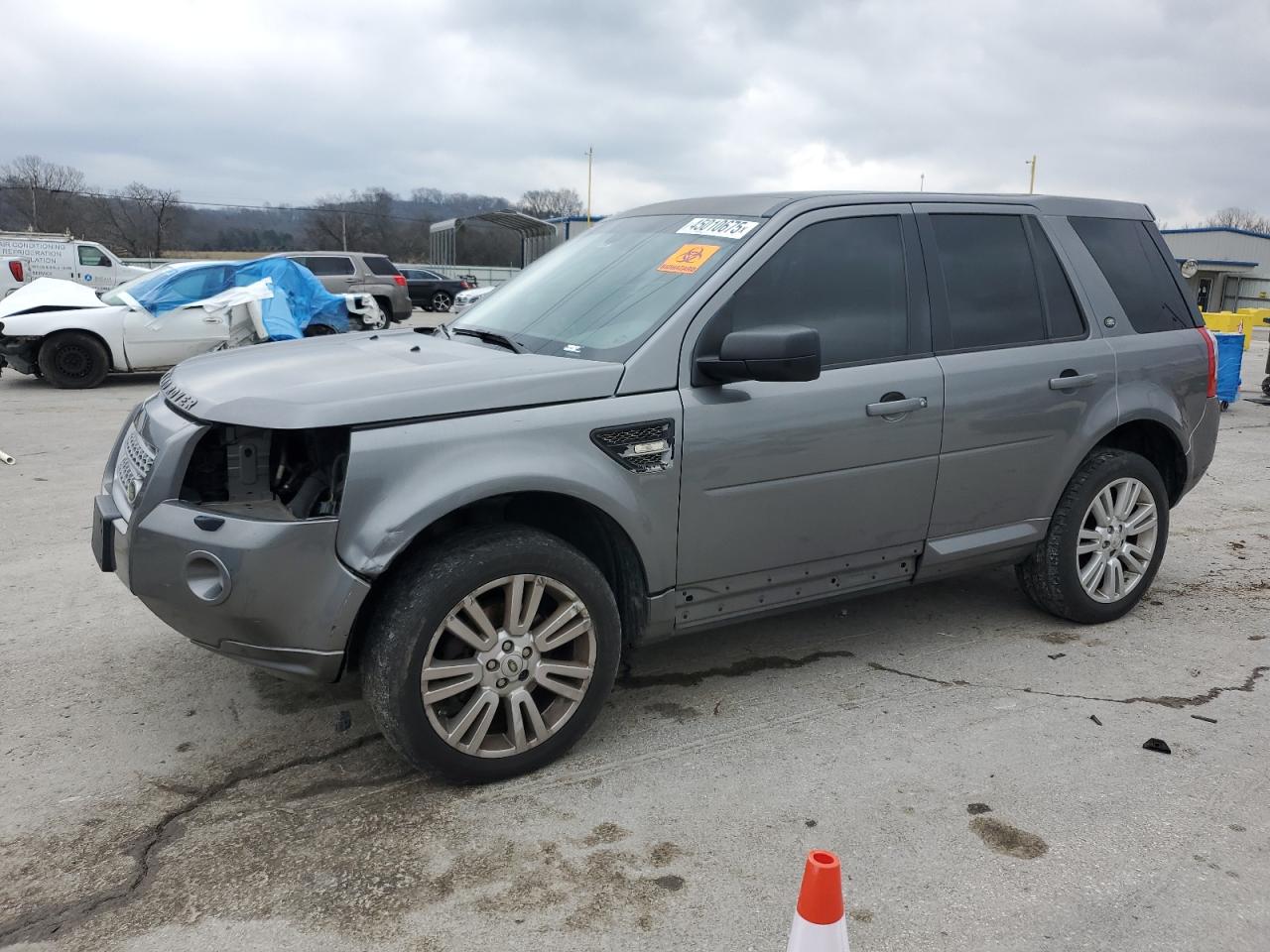 2010 Land Rover LR2 - Image 1