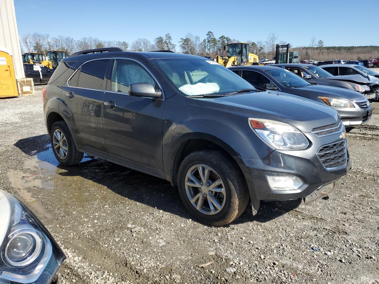 2017 Chevrolet Equinox - Image 4