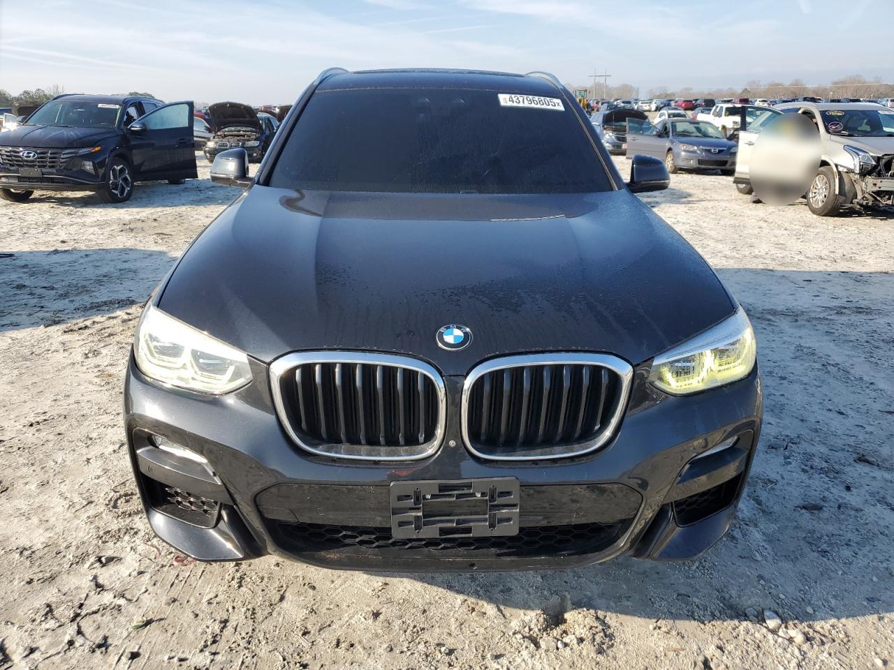 2018 BMW X3 - Image 5
