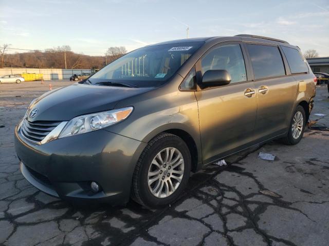 2013 Toyota Sienna Xle