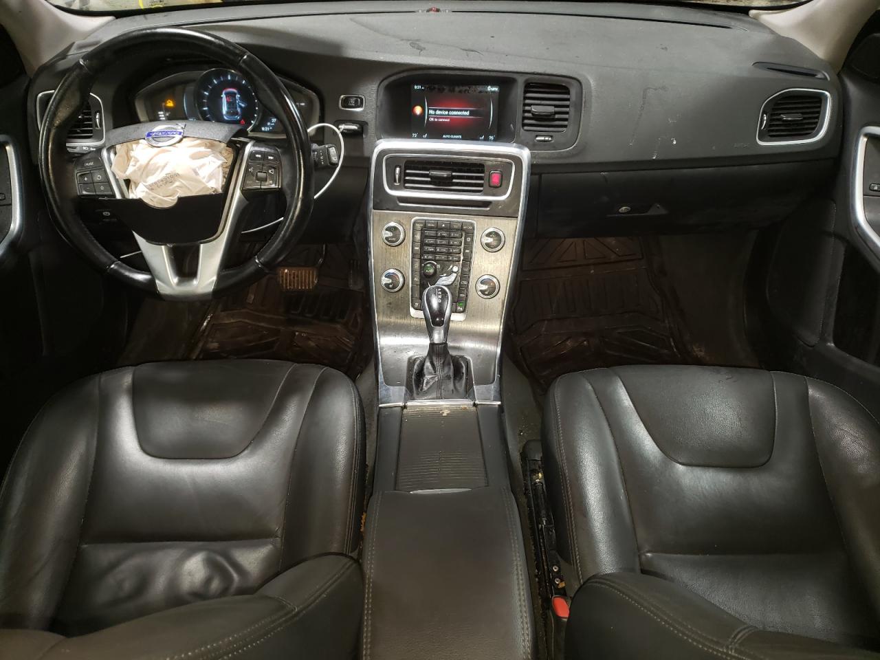 2015 Volvo V60 - Image 8