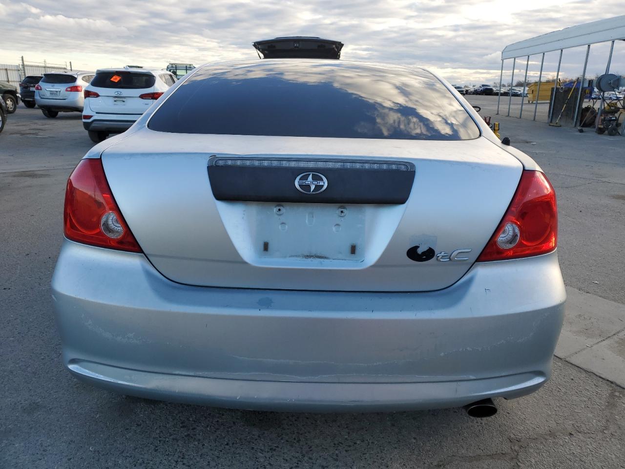2006 Toyota tC - Image 6