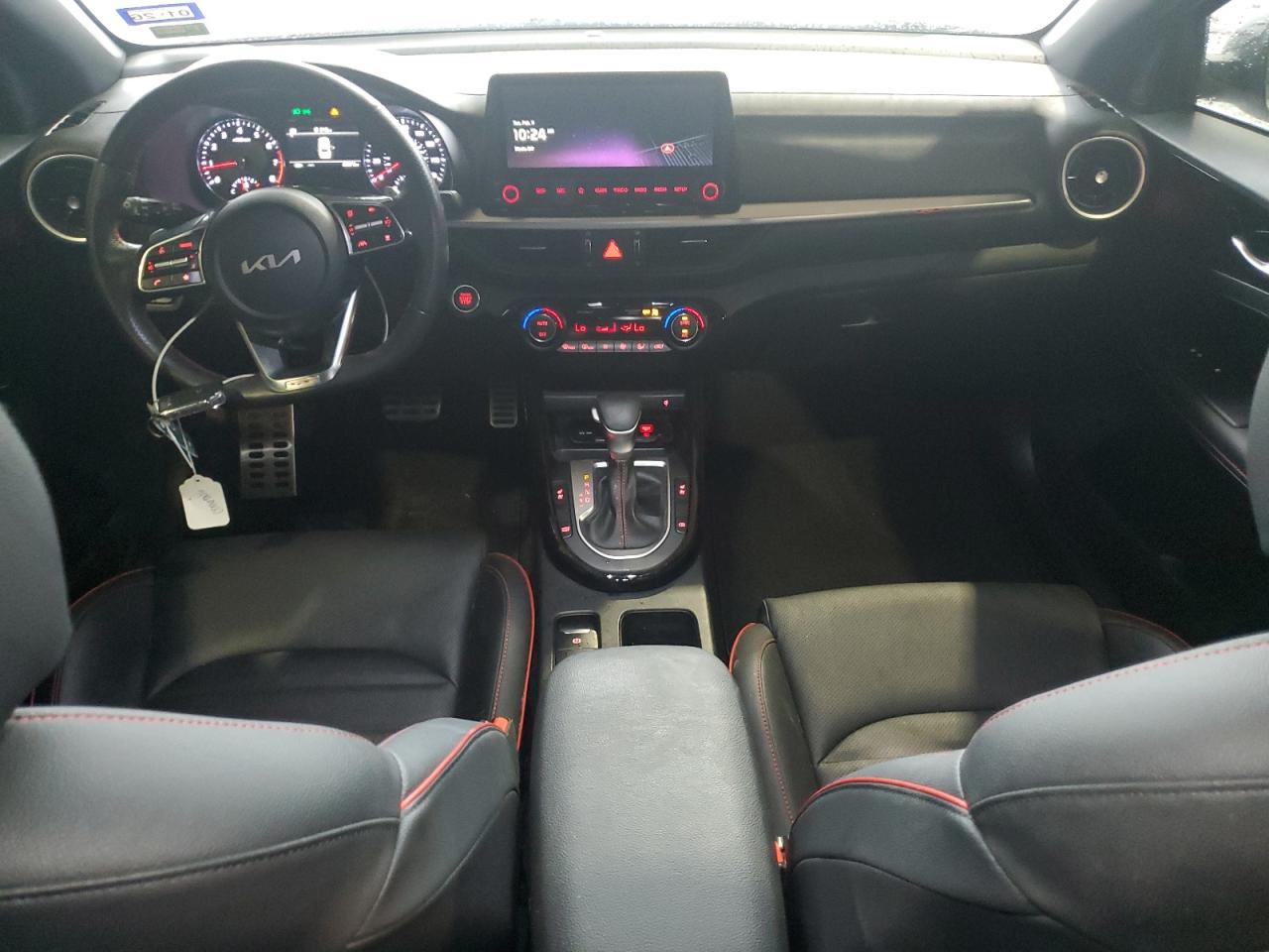 2024 Kia Forte - Image 8