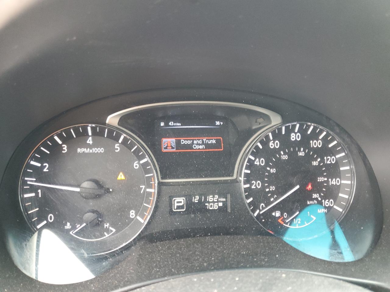 2013 Nissan Altima - Image 9