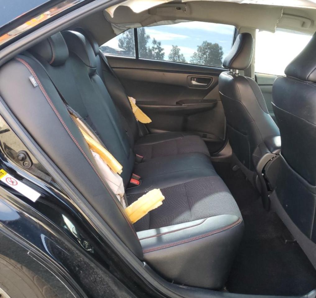 2017 Toyota Camry - Image 11