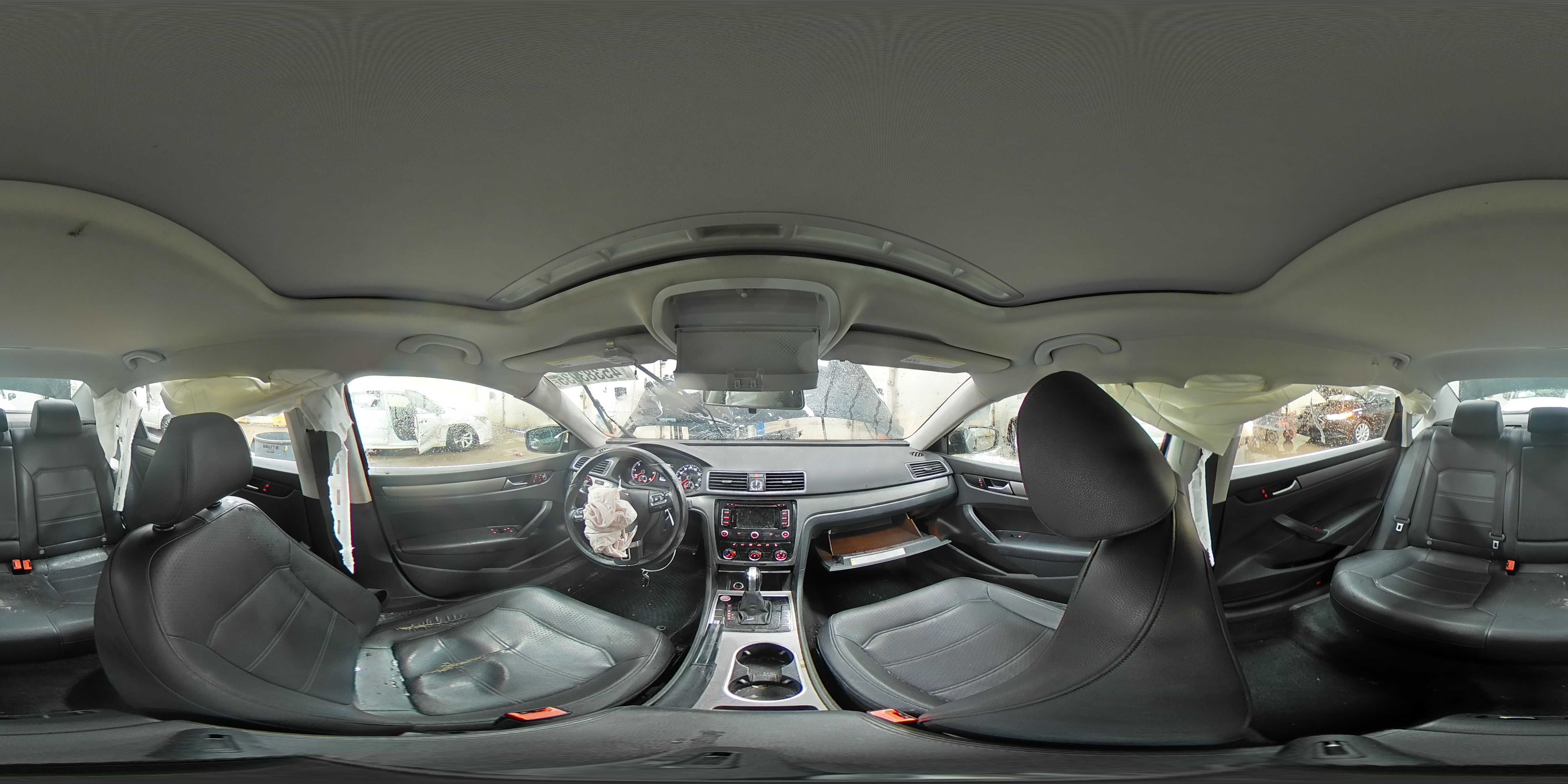 2015 Volkswagen Passat - Image 15