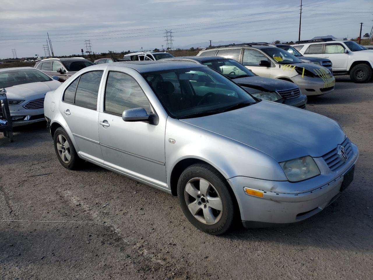 2005 Volkswagen Jetta - Image 4