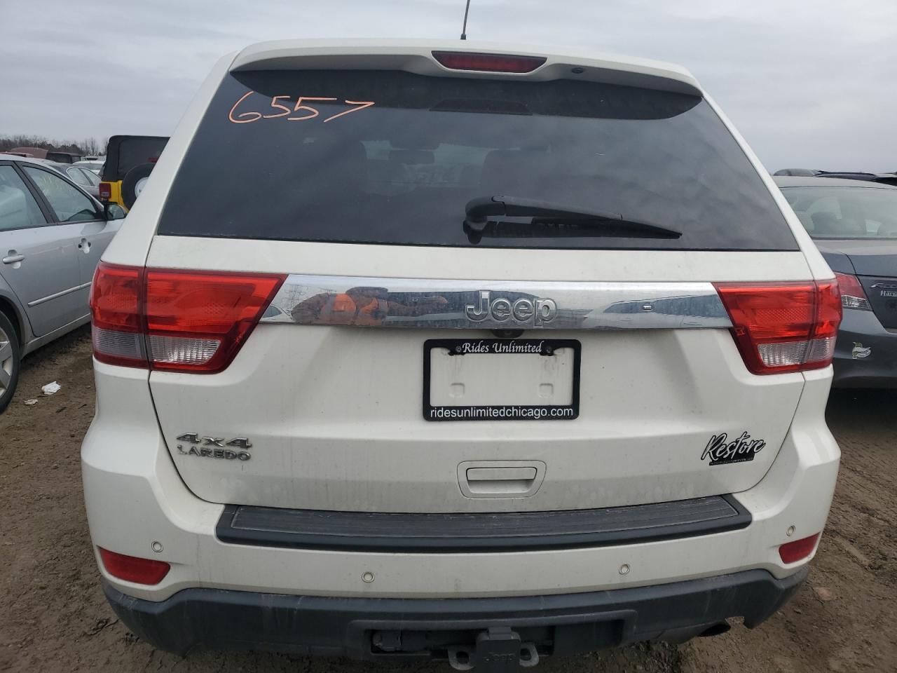 2011 Jeep Grand Cherokee - Image 6