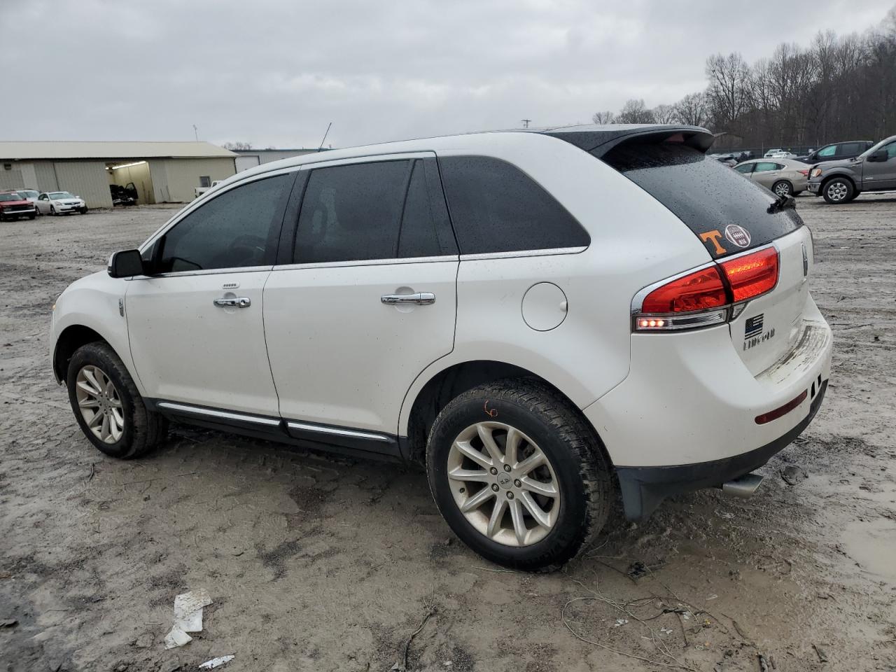 2014 Lincoln MKX - Image 2
