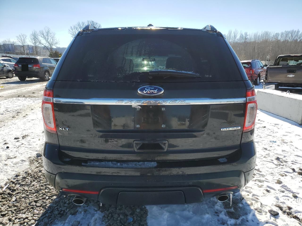 2013 Ford Explorer - Image 6