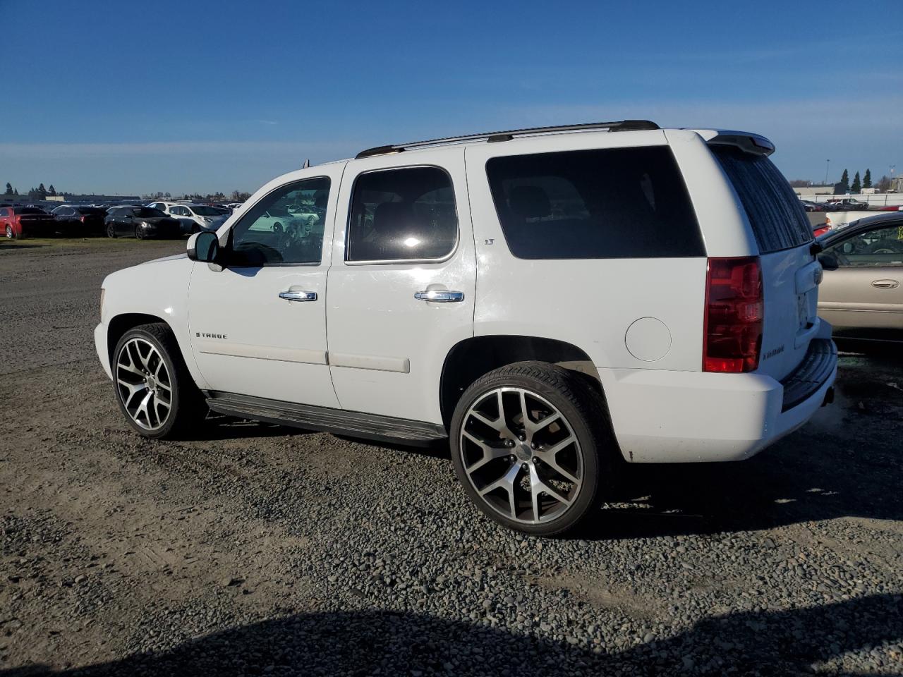 2007 Chevrolet Tahoe - Image 2