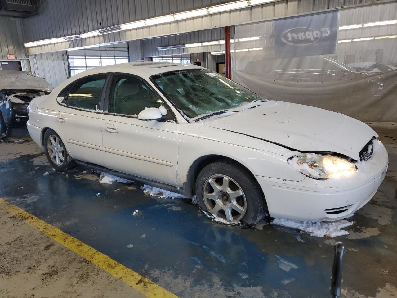 2006 Ford Taurus - Image 4