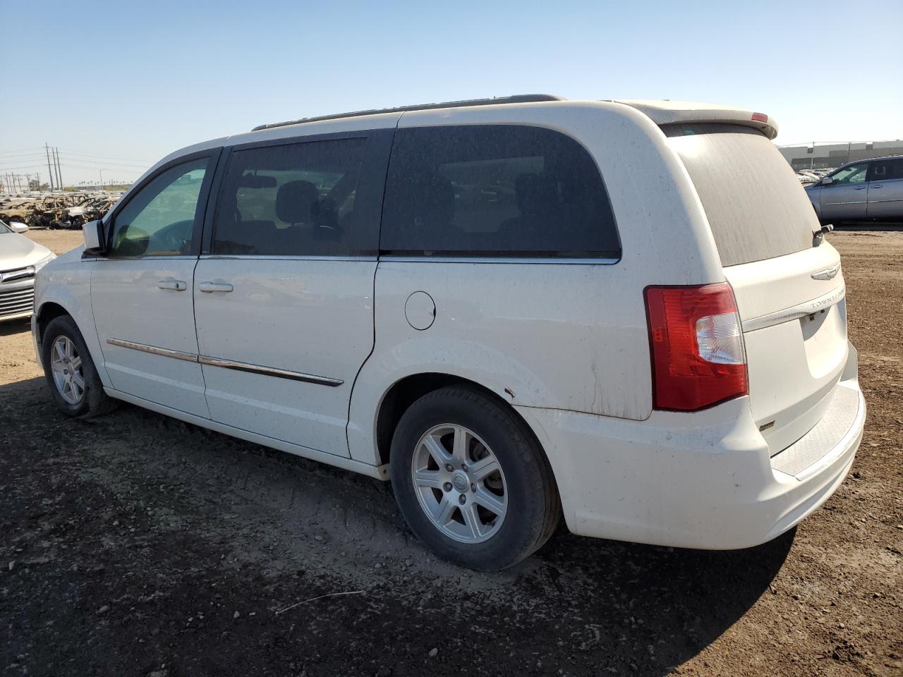 2012 Chrysler Town & Country - Image 2