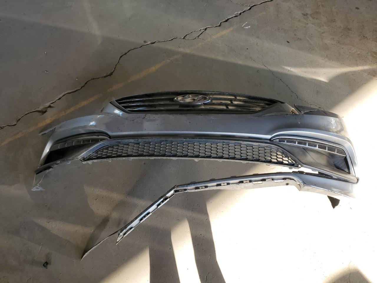 2016 Hyundai Sonata - Image 14