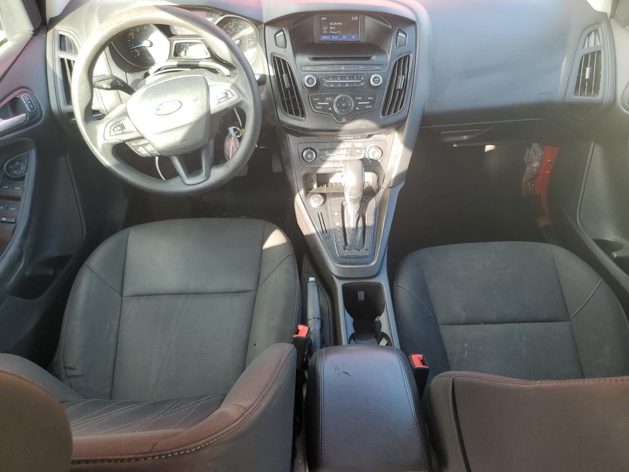 2017 Ford Focus - Image 8
