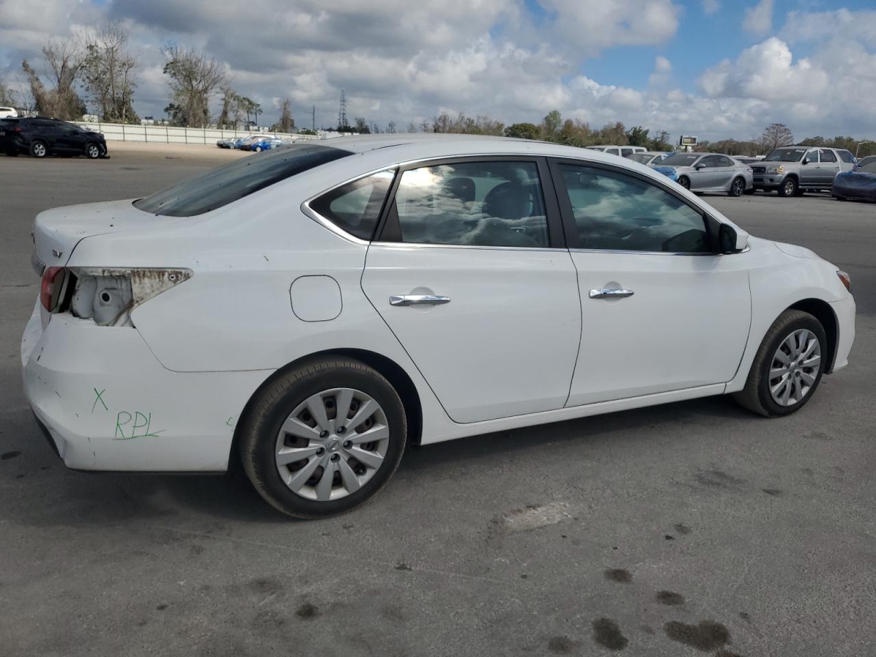2016 Nissan Sentra - Image 3