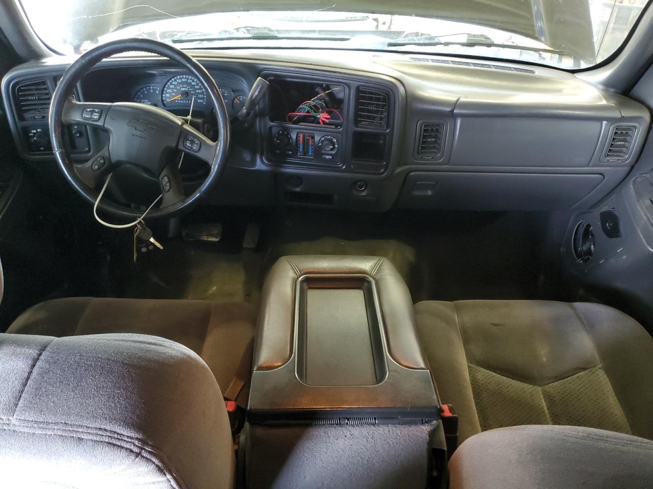 2006 Chevrolet Silverado - Image 8