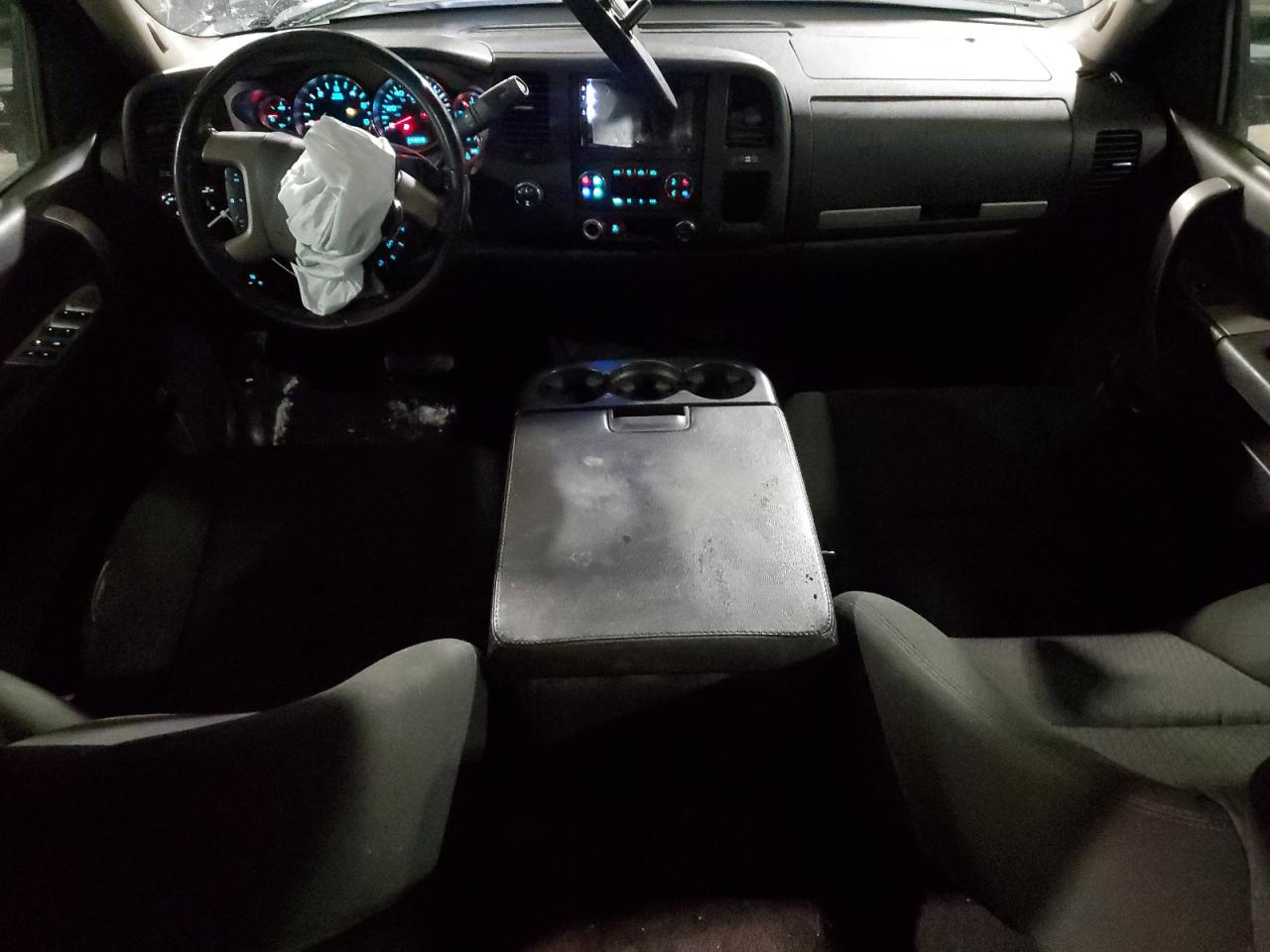 2010 Chevrolet Silverado - Image 8