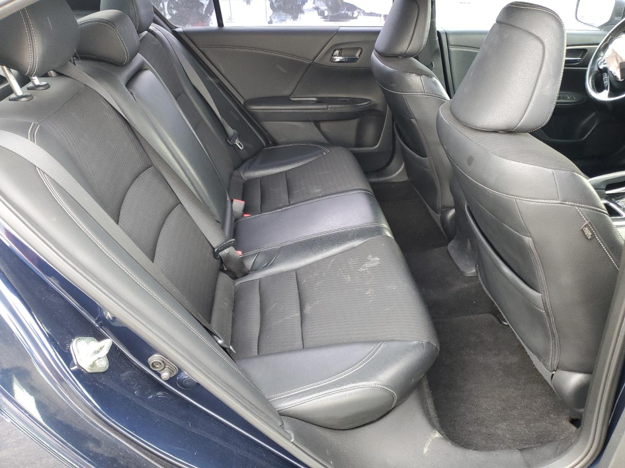 2017 Honda Accord - Image 10