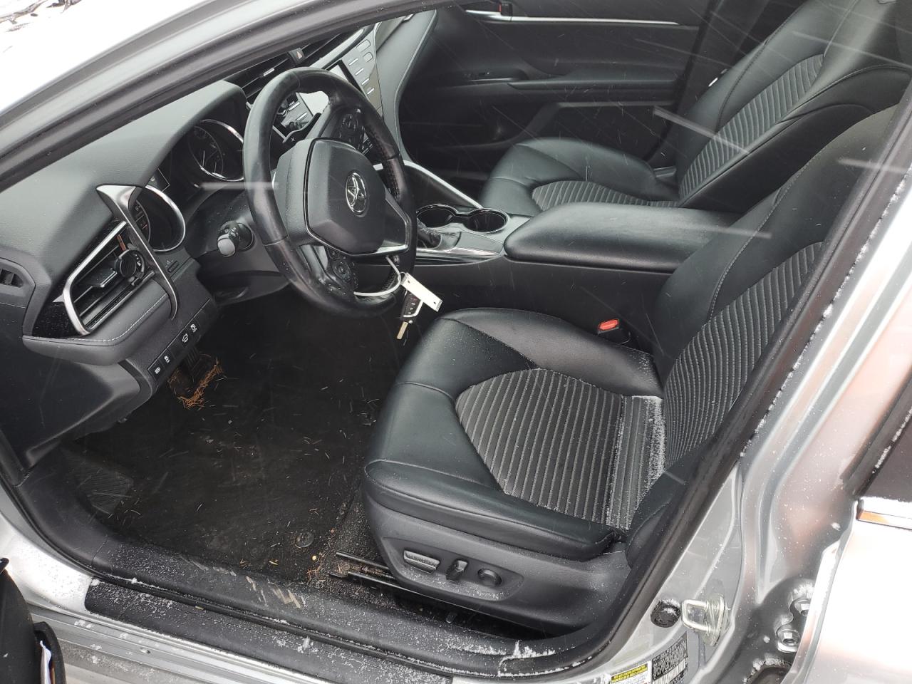 2019 Toyota Camry - Image 7