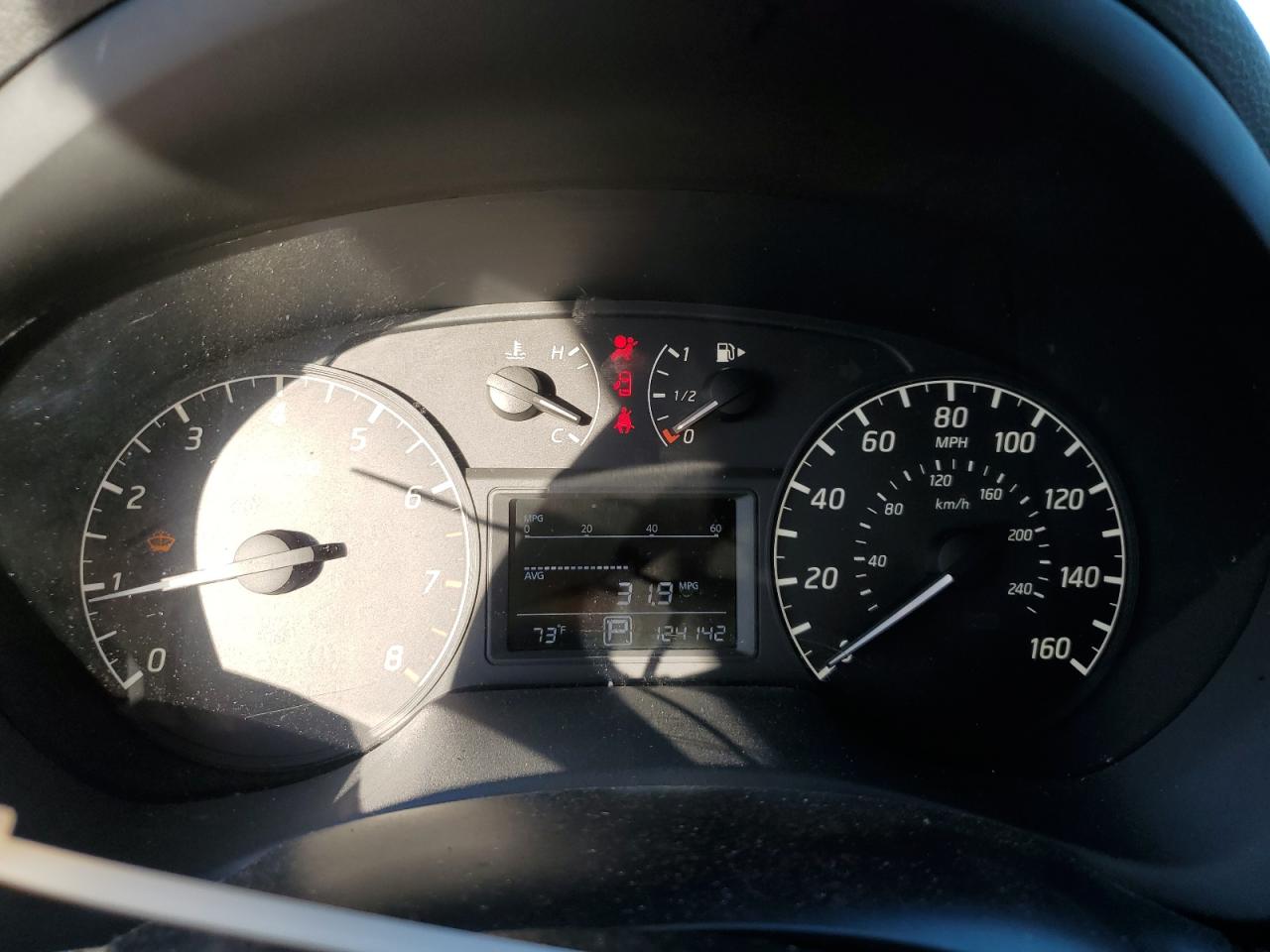 2016 Nissan Sentra - Image 9