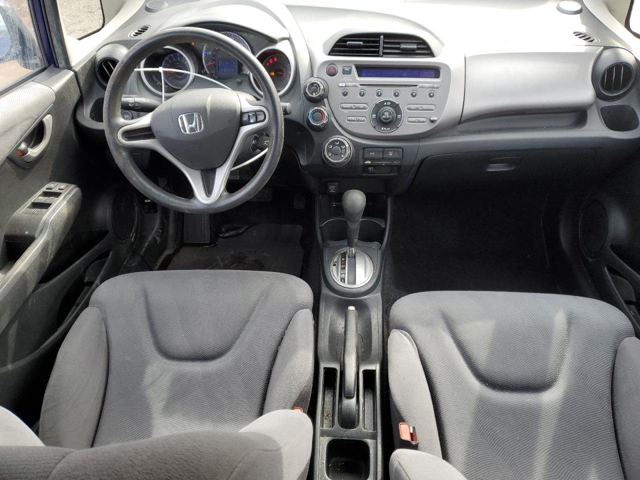 2013 Honda Fit - Image 8