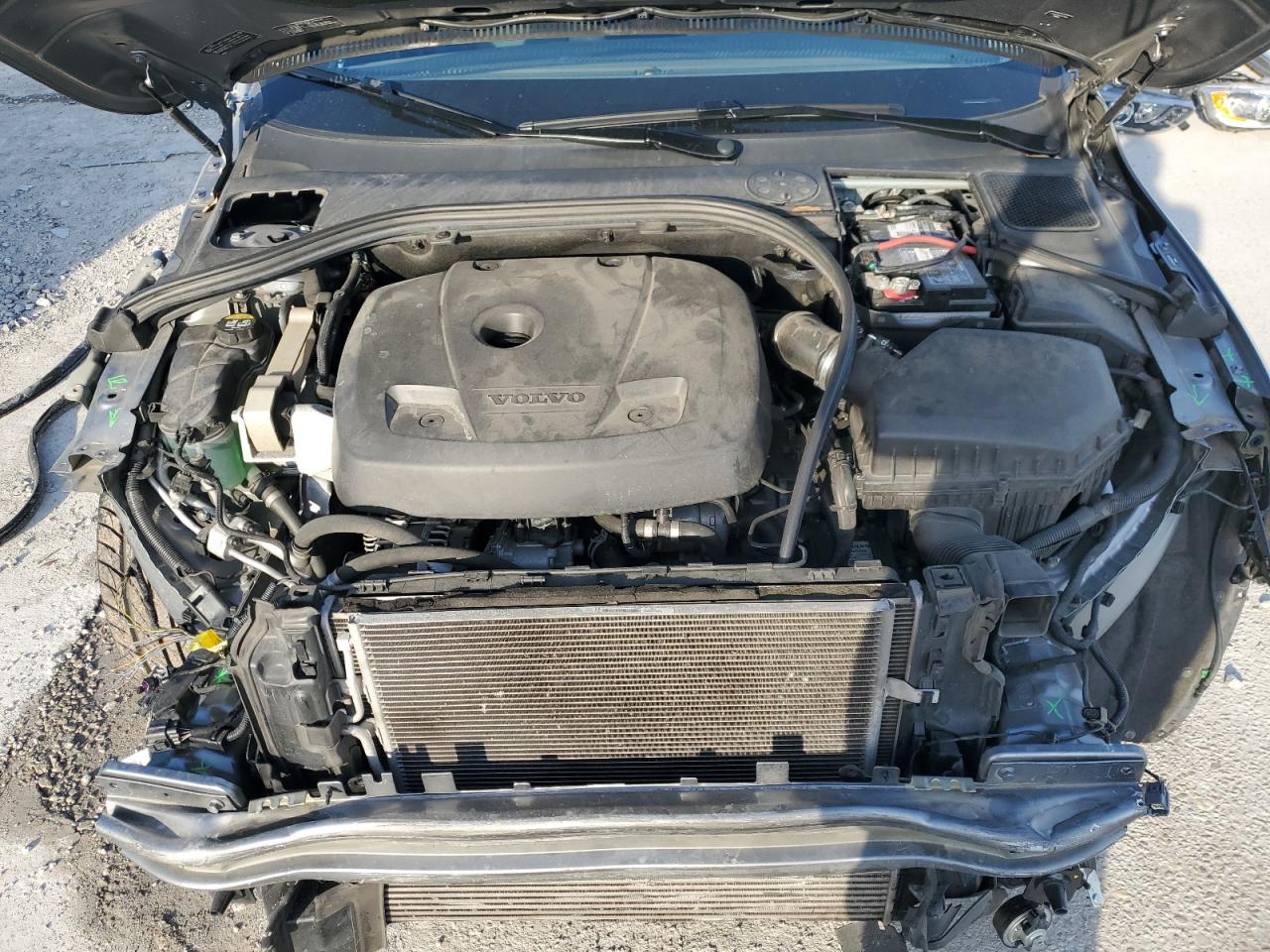 2018 Volvo S60 - Image 11