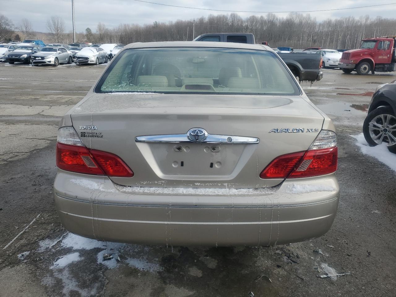 2003 Toyota Avalon - Image 6