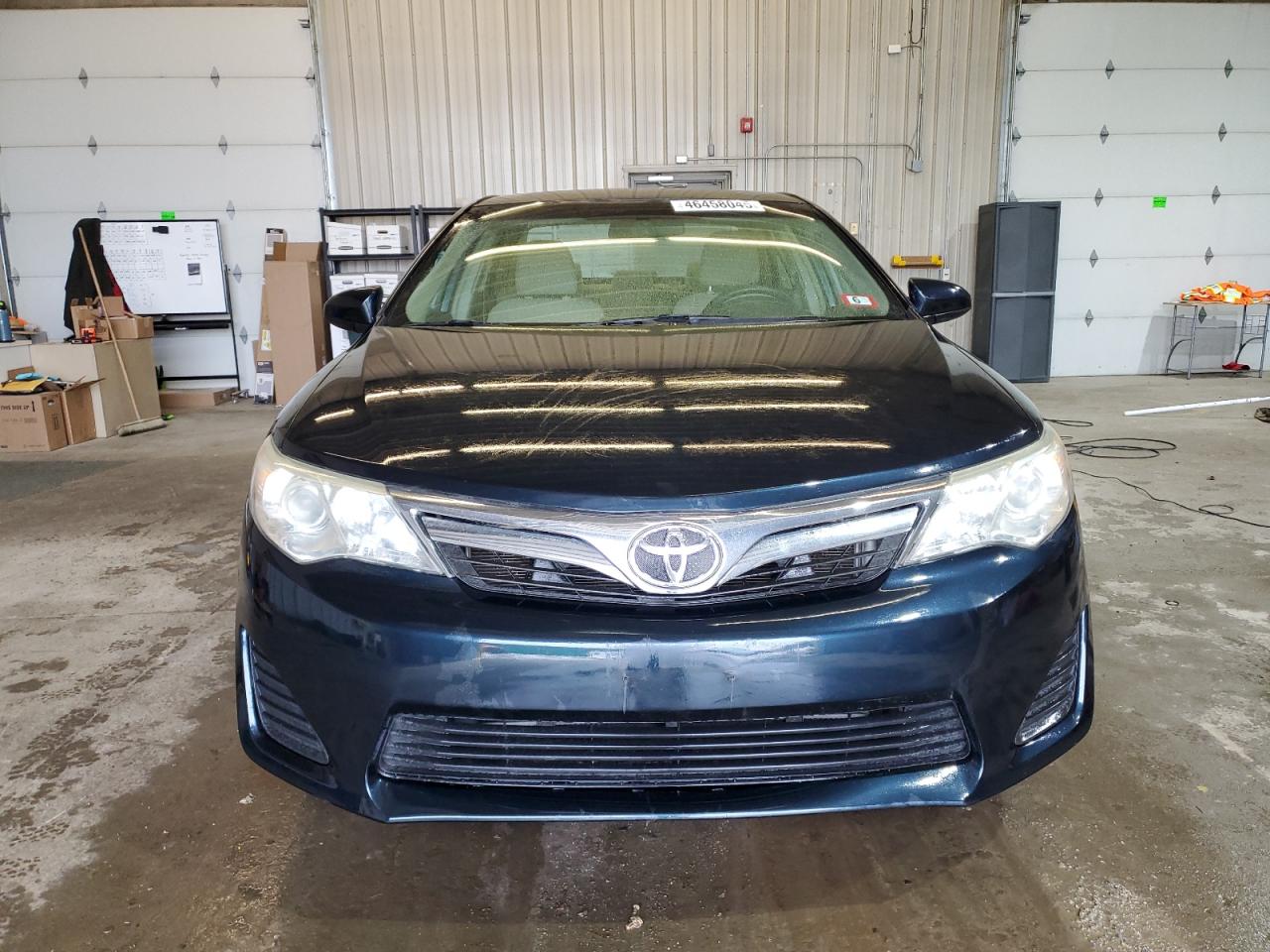 2012 Toyota Camry - Image 5