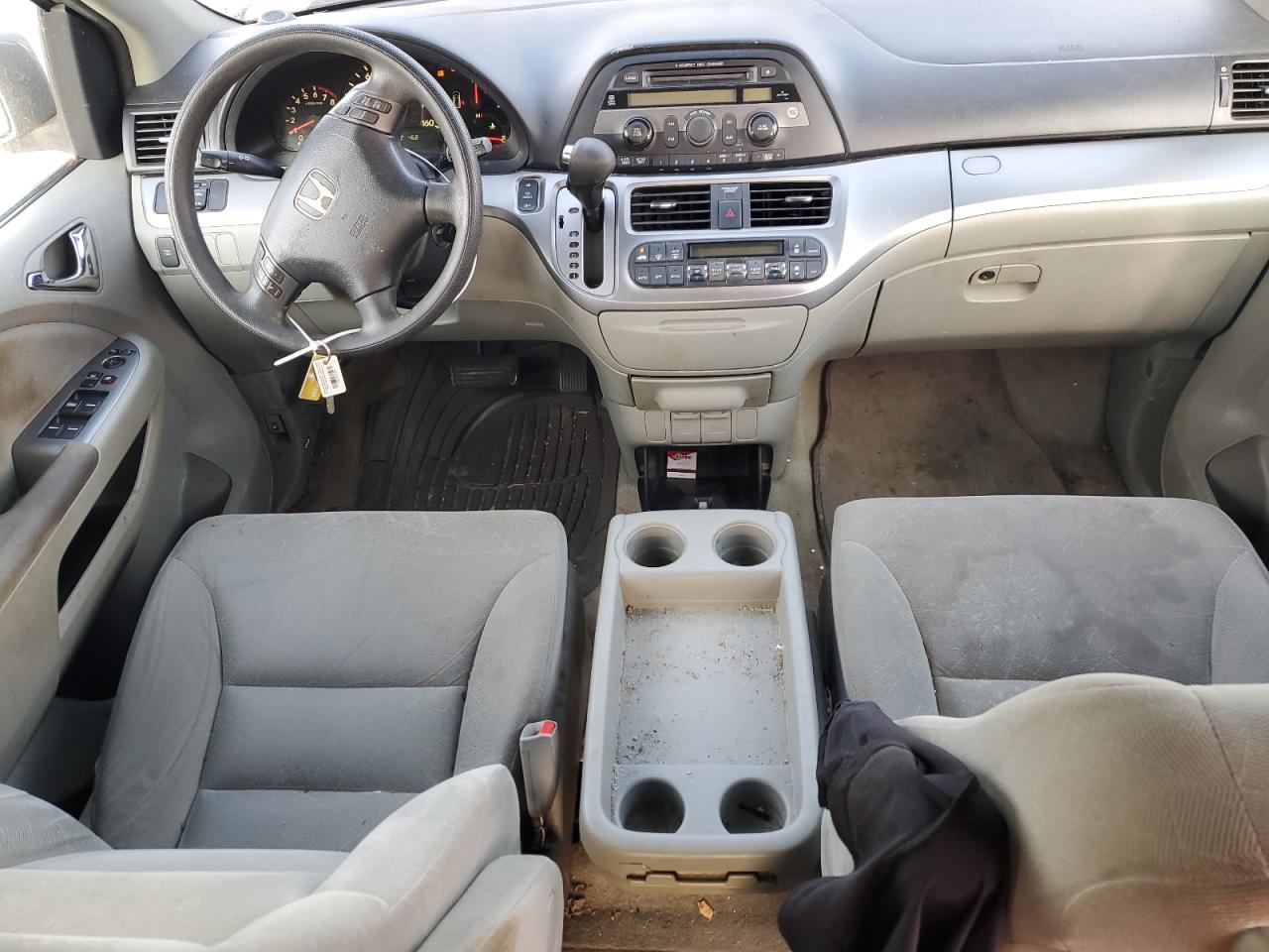 2010 Honda Odyssey - Image 8