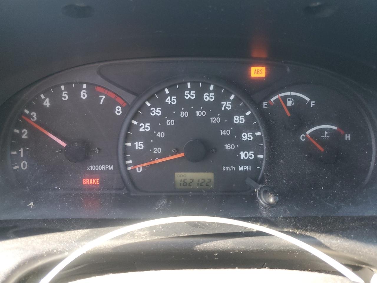 2001 Suzuki Grand Vitara - Image 9