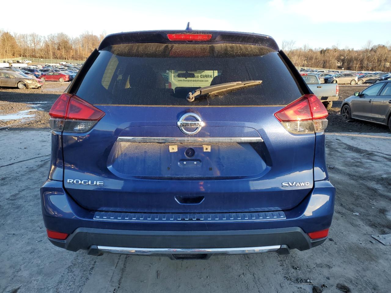 2017 Nissan Rogue - Image 6